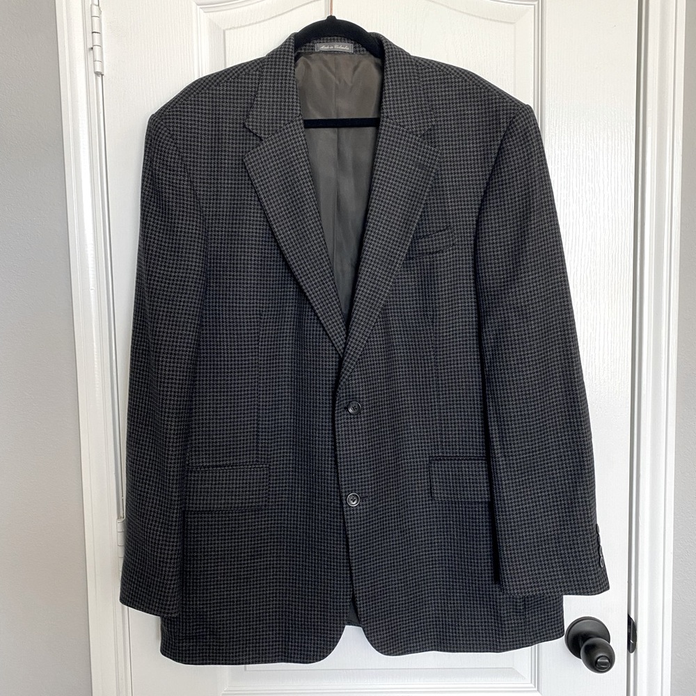 Oscar de la Renta// wool blazer// black and gray houndstooth// Men’s Sz 46L